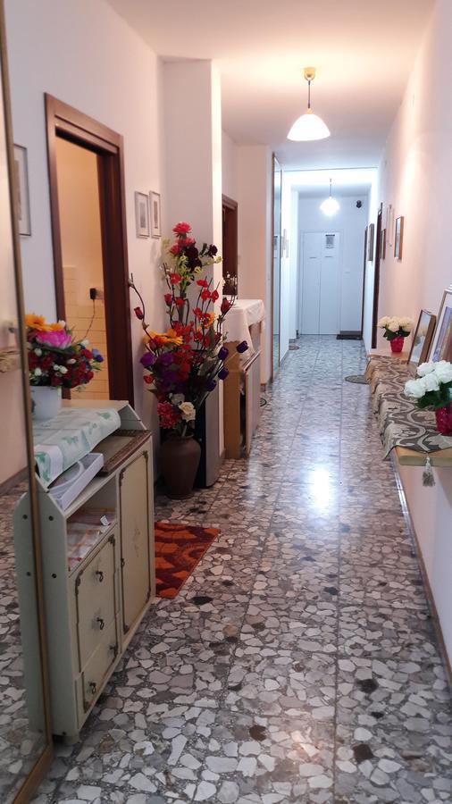 B&B Paradiso Mestre Bagian luar foto